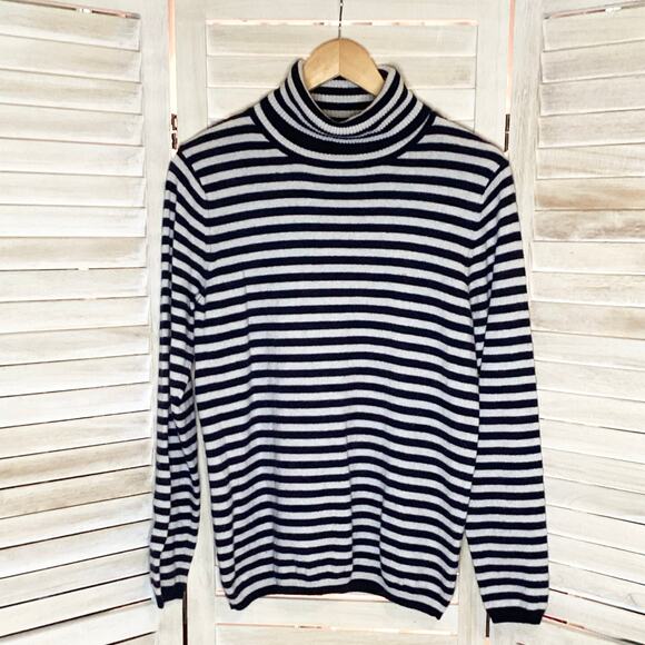 The Mercer N.Y. Black Ivory Striped 100% Cashmere Turtleneck Sweater 38 M - Picture 5 of 9